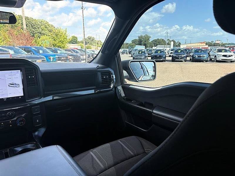 Used 2025 Ford F150 STX w/ Equipment Group 200A AWD/4WD image 33