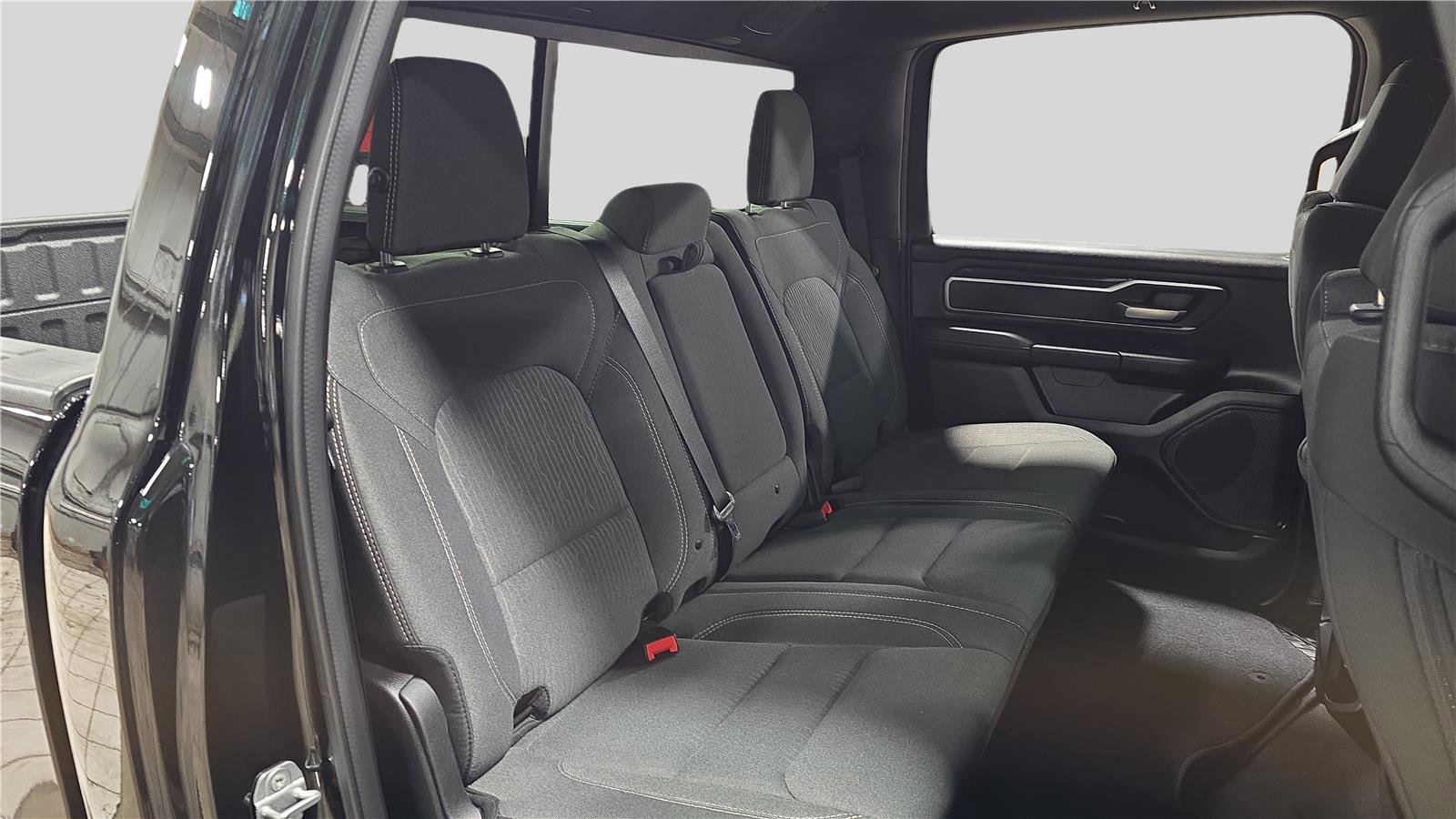 Used 2023 RAM 1500 Big Horn AWD/4WD image 17