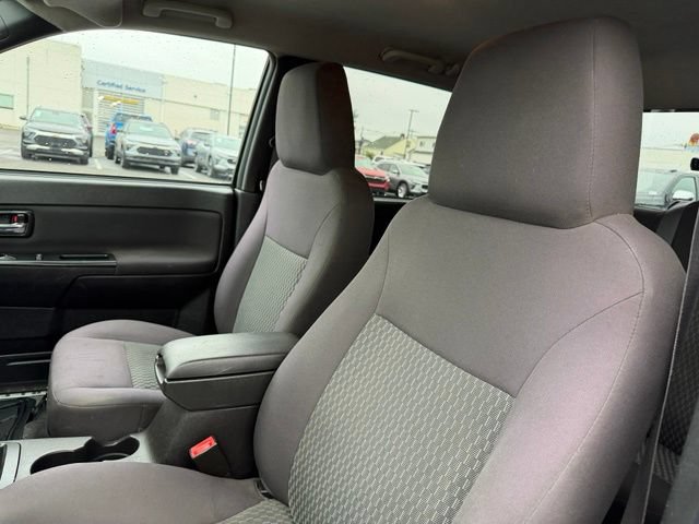 Used 2012 Chevrolet Colorado LT RWD image 18
