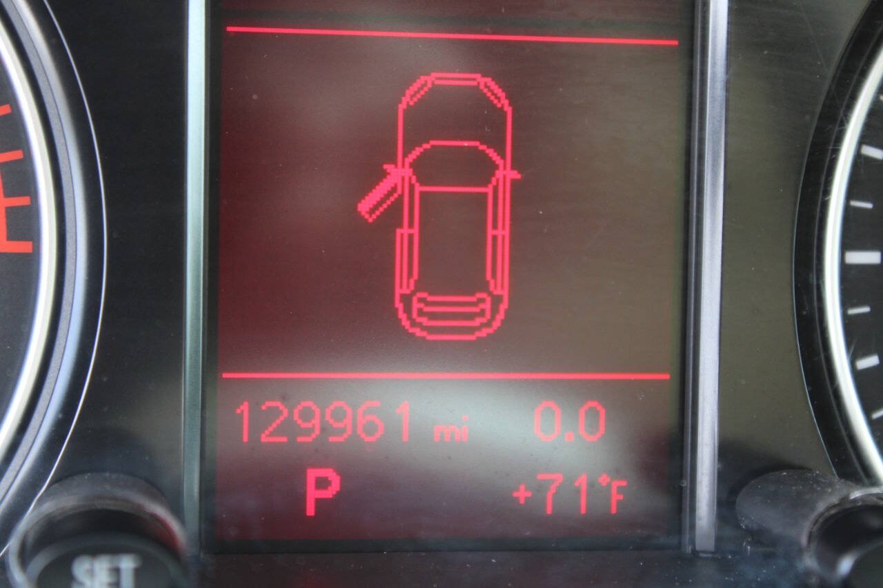 Used 2011 Audi Q5 2.0T Premium Plus AWD/4WD image 21