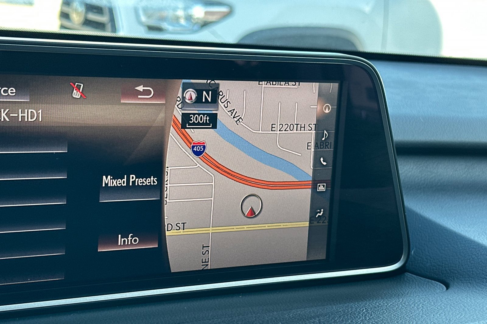 Used 2018 Lexus RX 350 AWD w/ Premium Package image 18