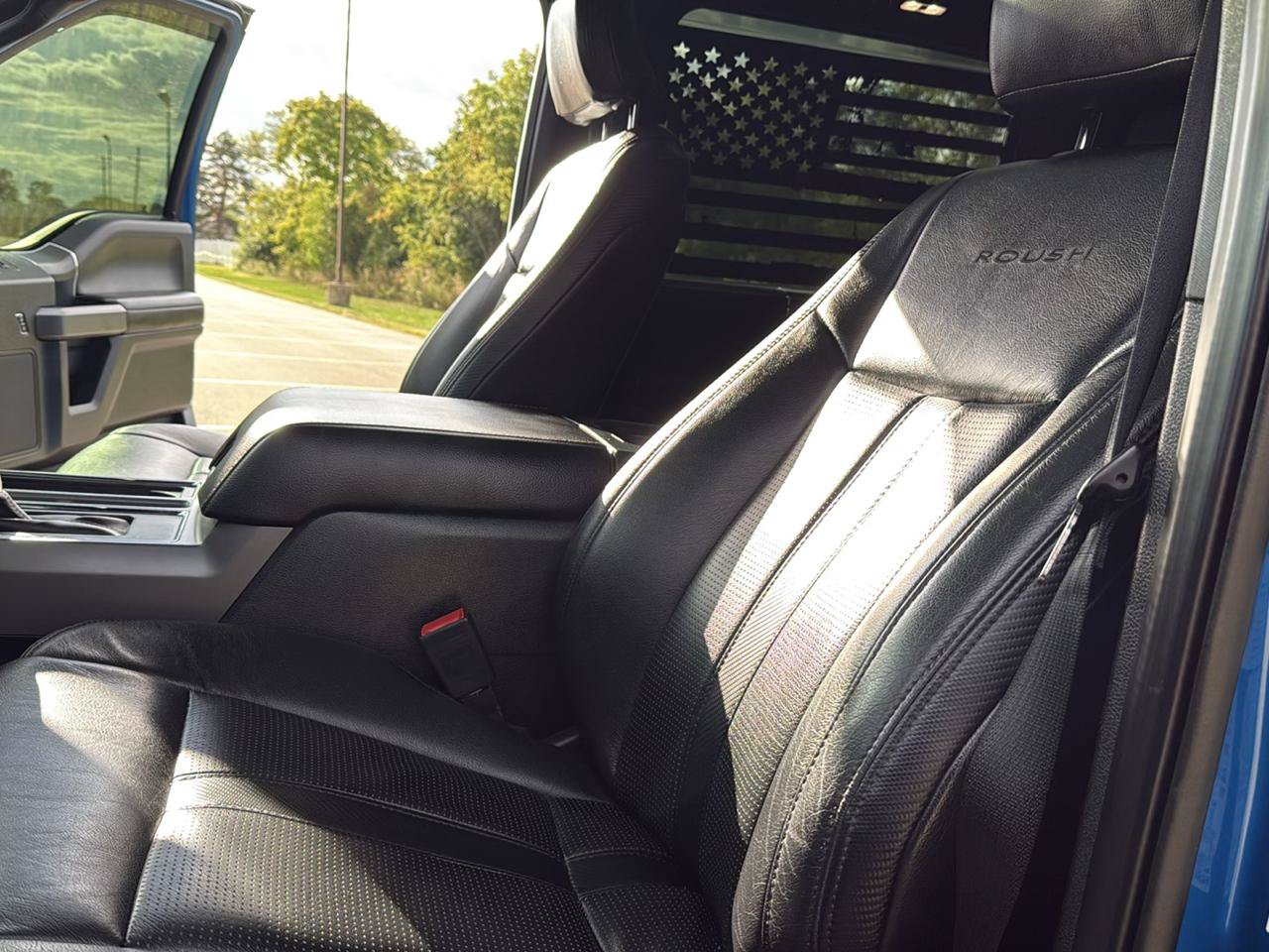 Used 2019 Ford F150 XLT w/ Equipment Group 302A Luxury AWD/4WD image 21