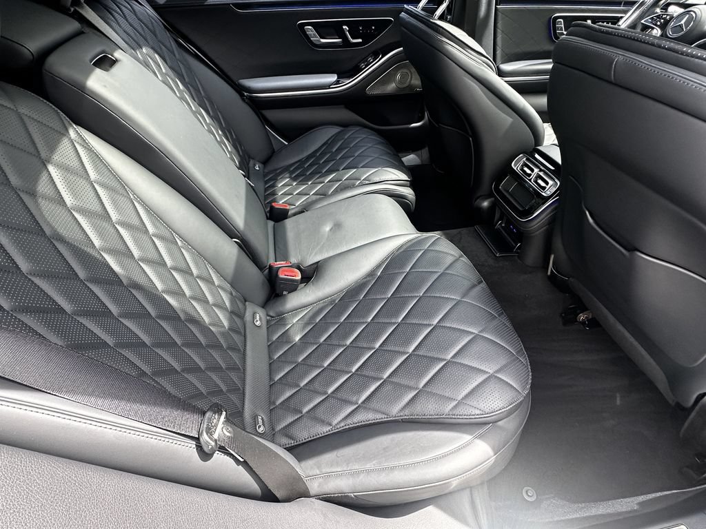 Certified 2023 Mercedes-Benz S 580e 4MATIC Sedan image 18
