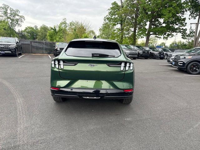 Certified 2024 Ford Mustang Mach-E Premium AWD/4WD image 7