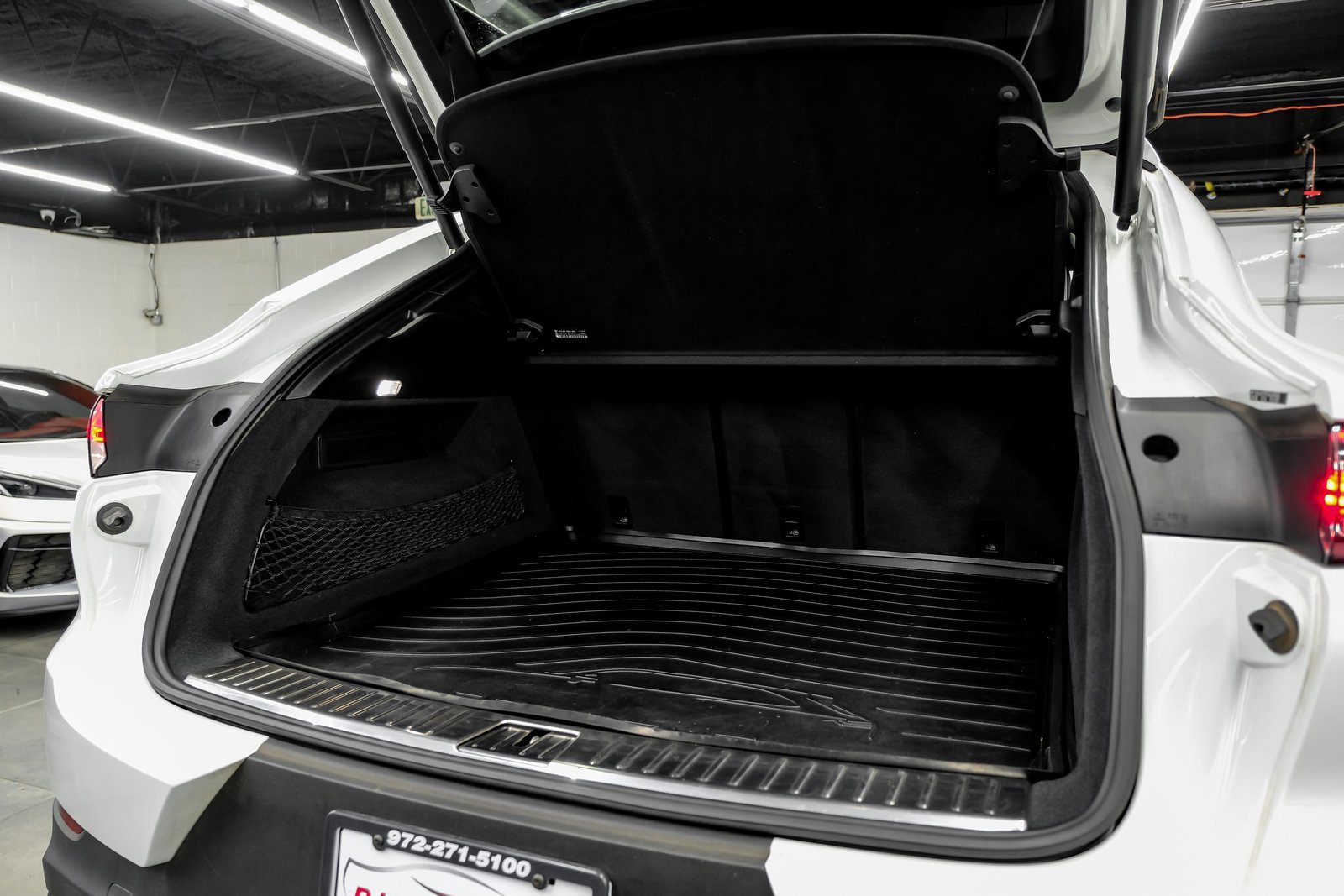 Used 2023 Porsche Cayenne Coupe image 65