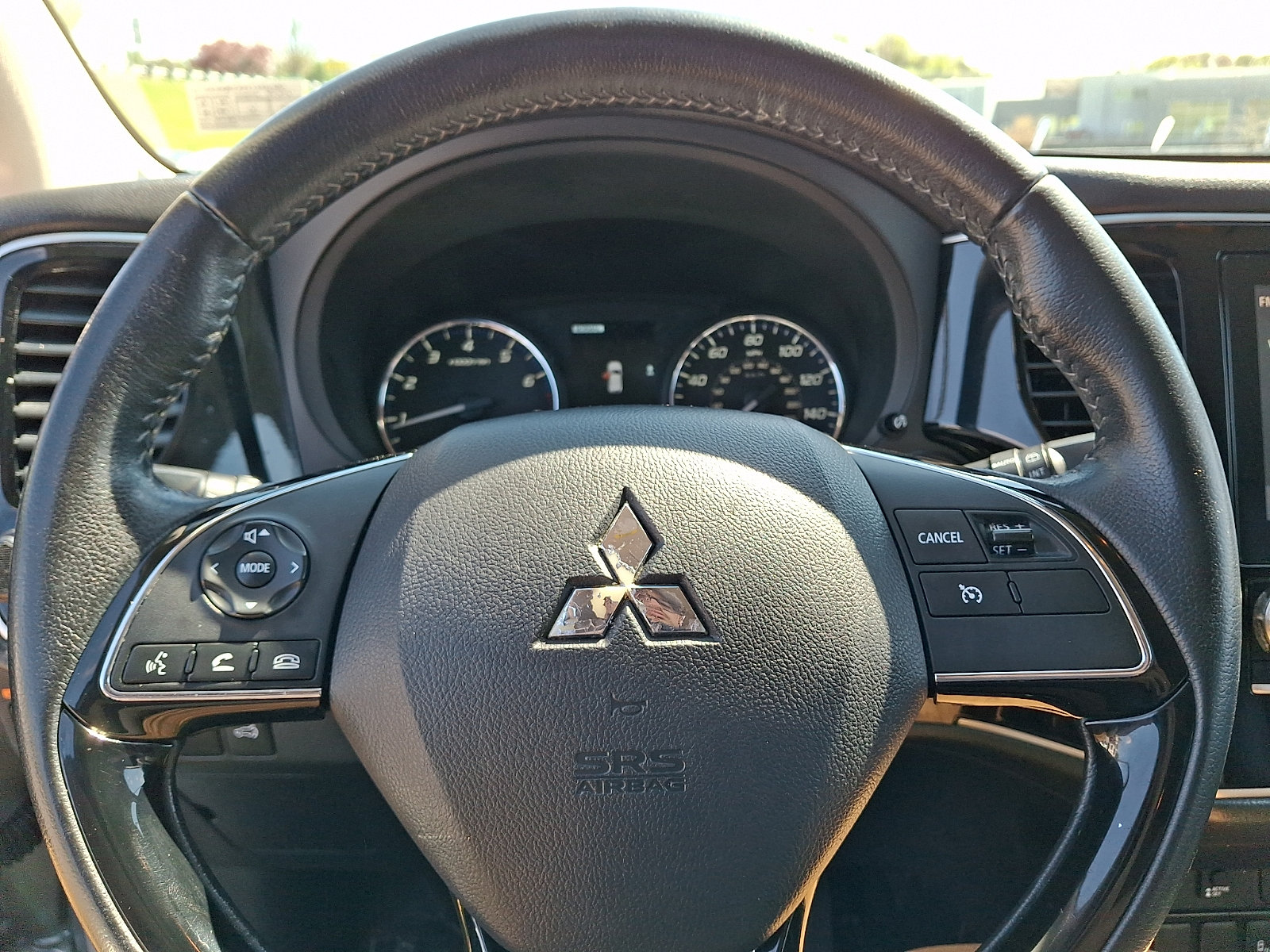 Used 2020 Mitsubishi Outlander ES AWD/4WD image 20