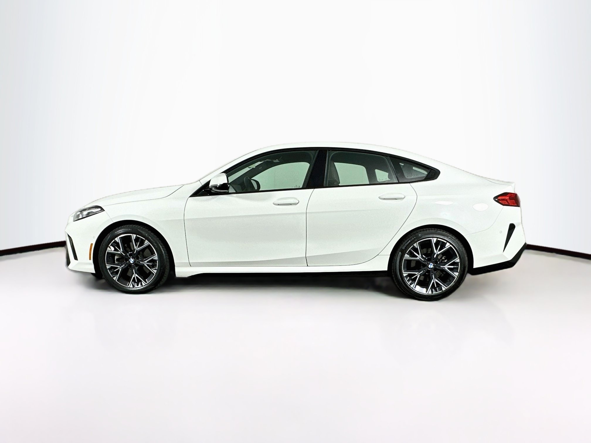 Used 2025 BMW 228i xDrive AWD/4WD image 4