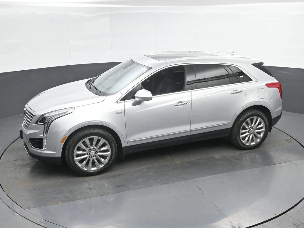 Used 2017 Cadillac XT5 Platinum w/ Driver Assist Package AWD/4WD image 36