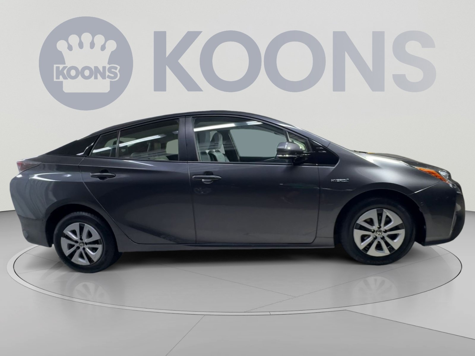 Used 2017 Toyota Prius Four FWD image 12