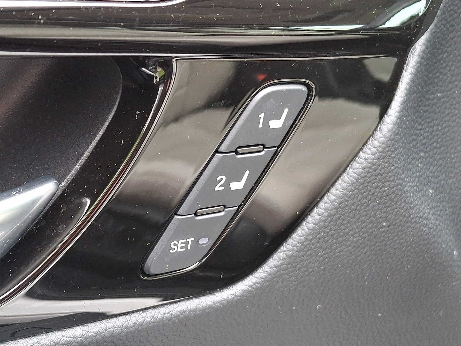 Used 2023 Honda CR-V EX-L image 24