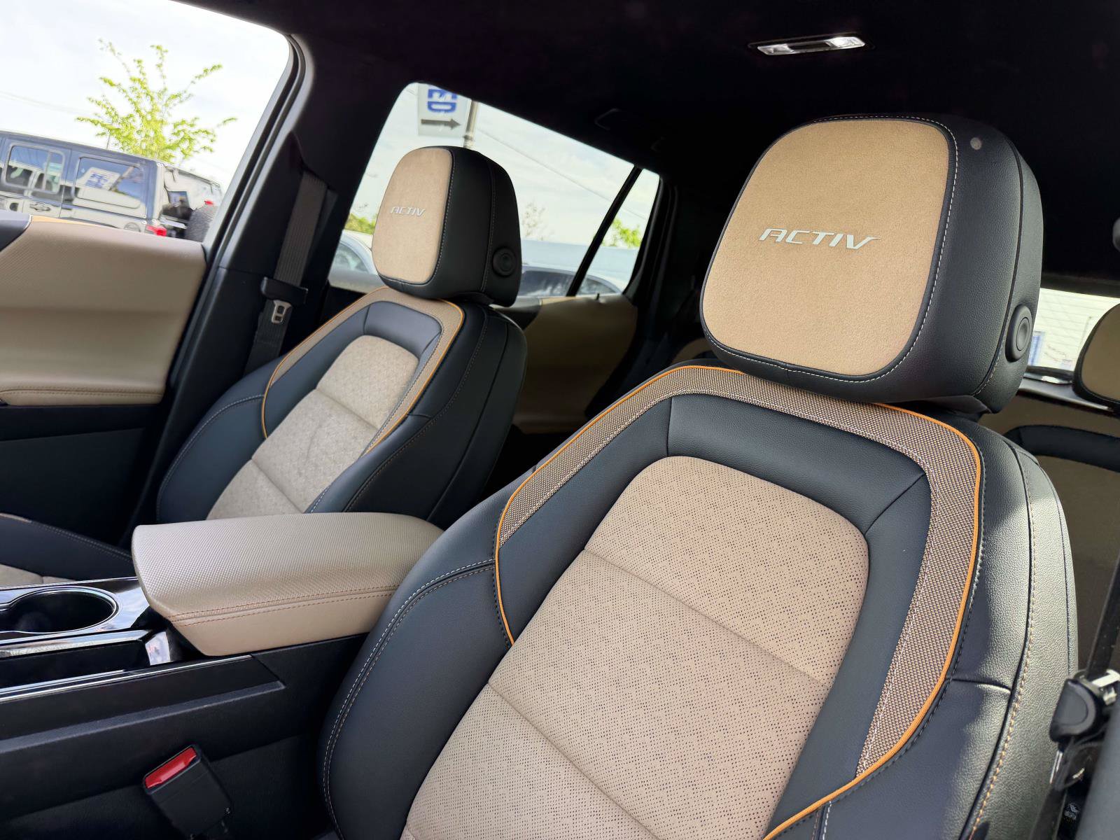 Certified 2025 Chevrolet Equinox ACTIV w/ Safety and Technology Package FWD image 9