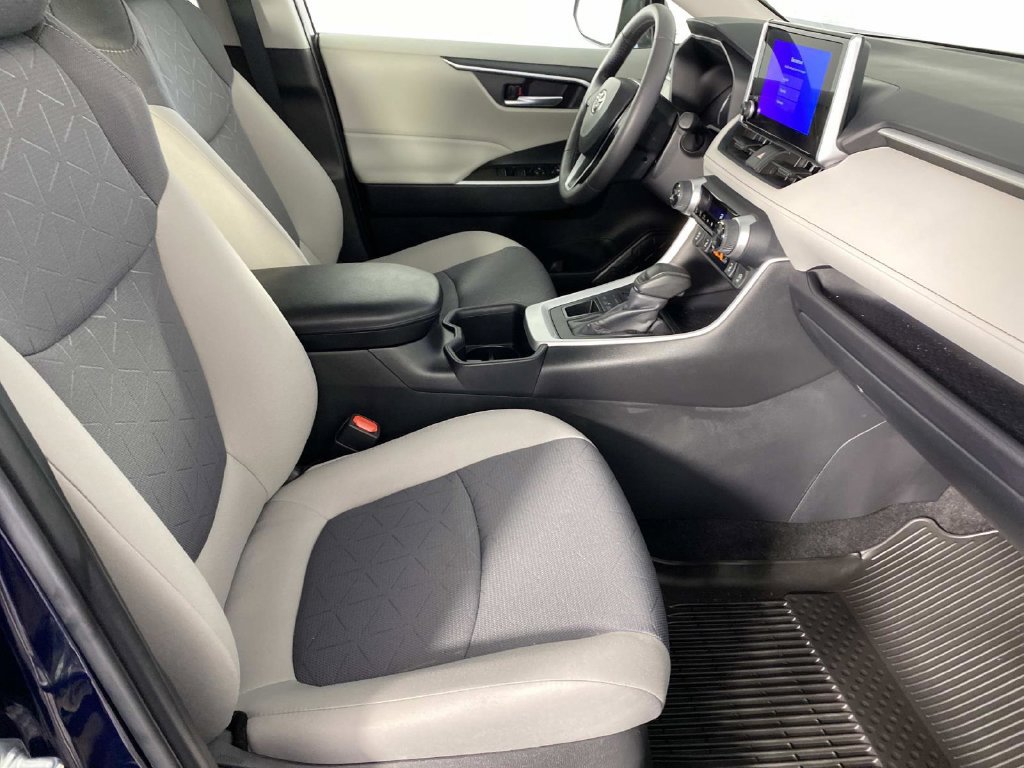 Used 2024 Toyota RAV4 XLE w/ Convenience Package AWD/4WD image 15