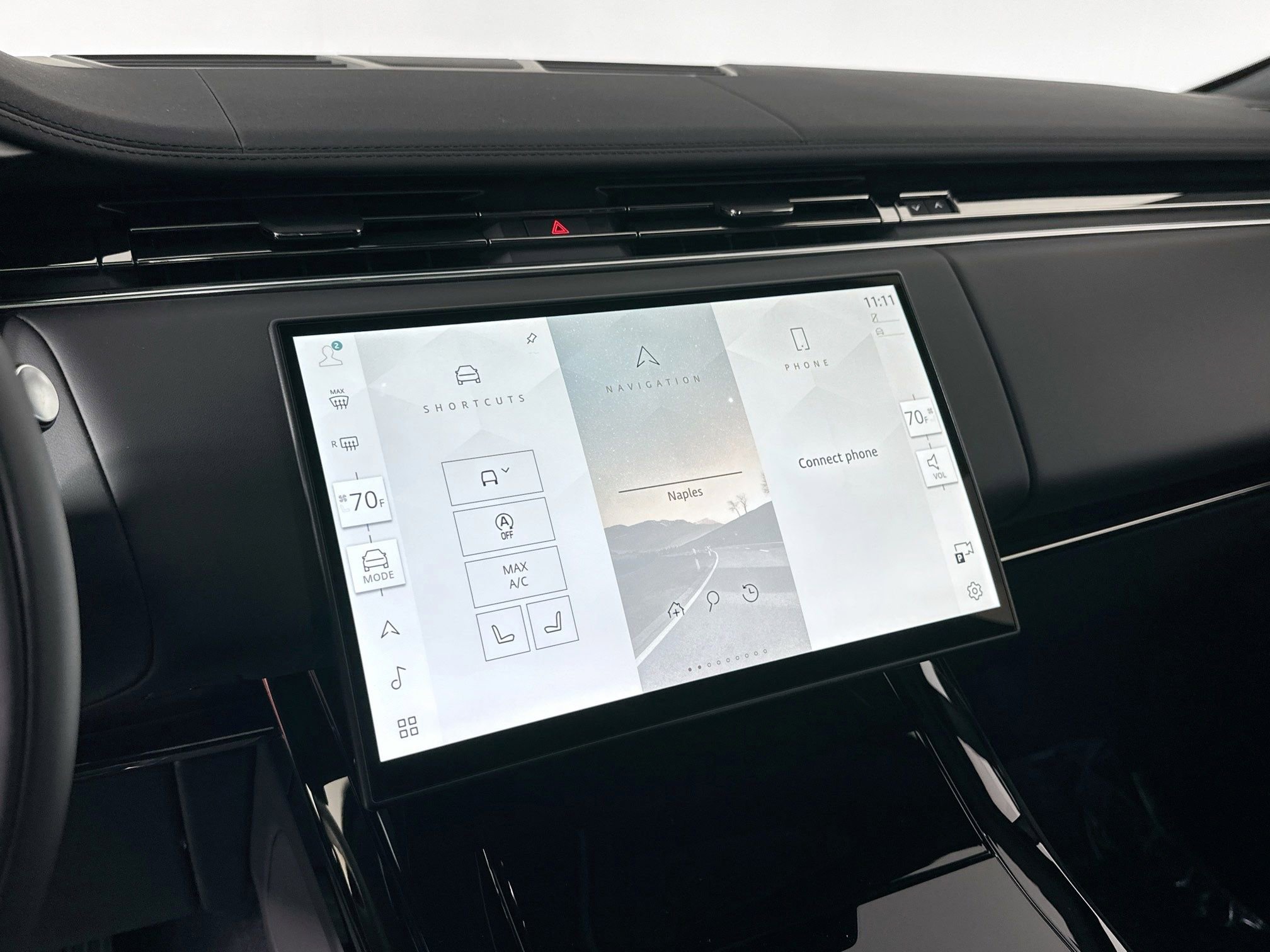 Used 2026 Land Rover Range Rover Sport SE image 12