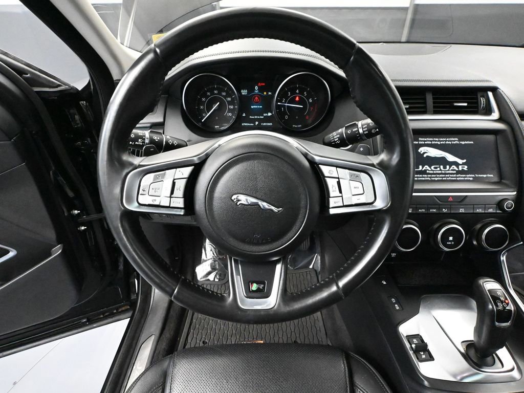 Used 2020 Jaguar E-PACE SE image 30