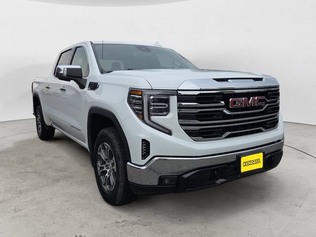 Used 2025 GMC Sierra 1500 SLT AWD/4WD image 3