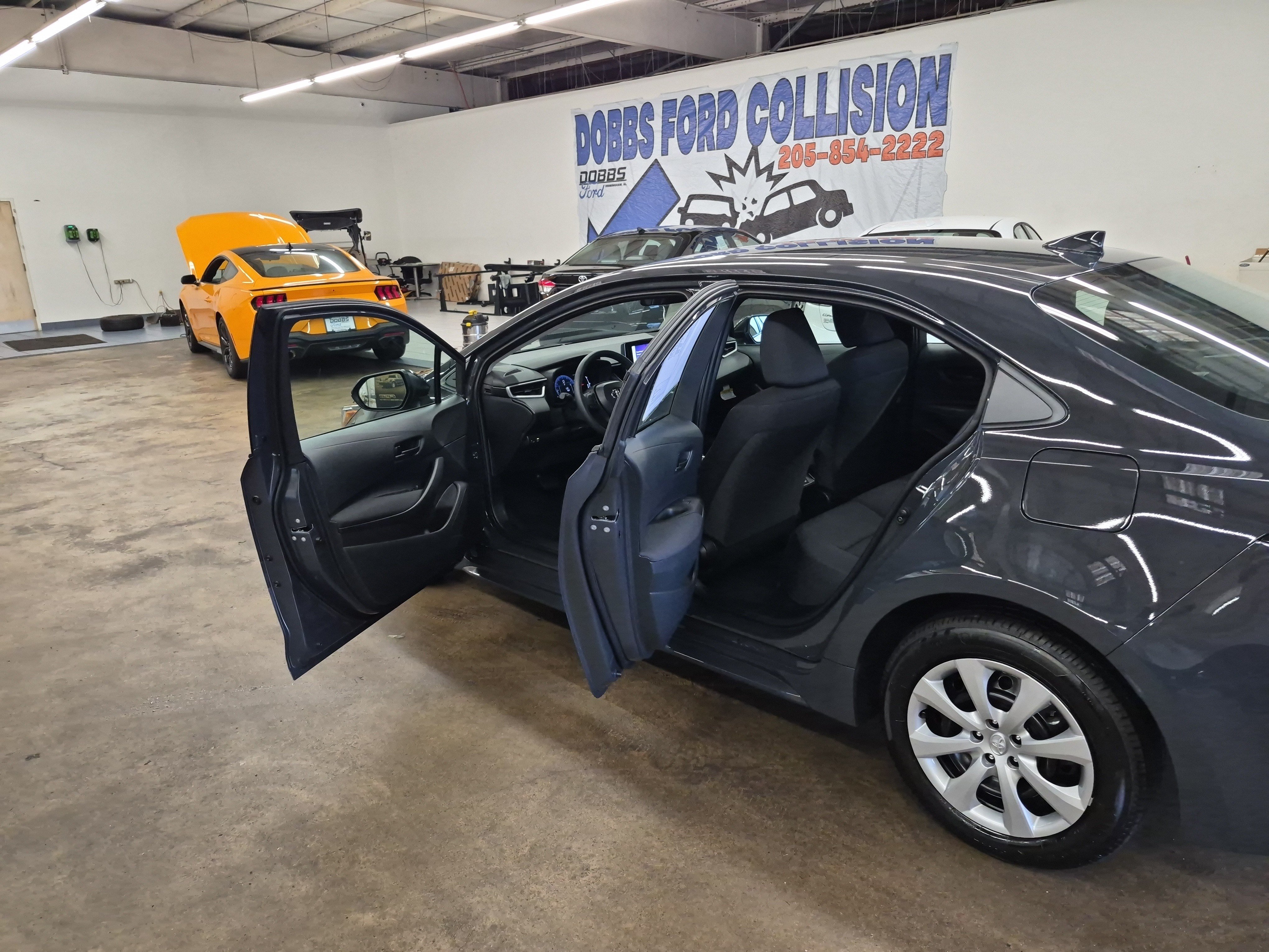Used 2026 Toyota Corolla LE FWD image 13