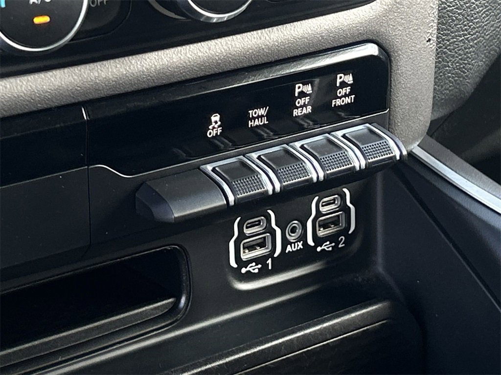 Used 2022 RAM 1500 Big Horn image 35