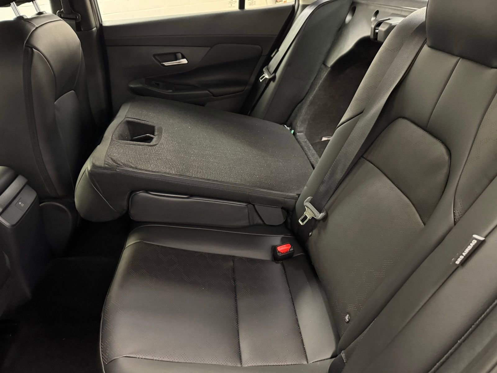 New 2026 Nissan Sentra SR image 31
