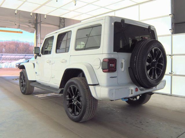 Used 2021 Jeep Wrangler Unlimited Sahara image 4