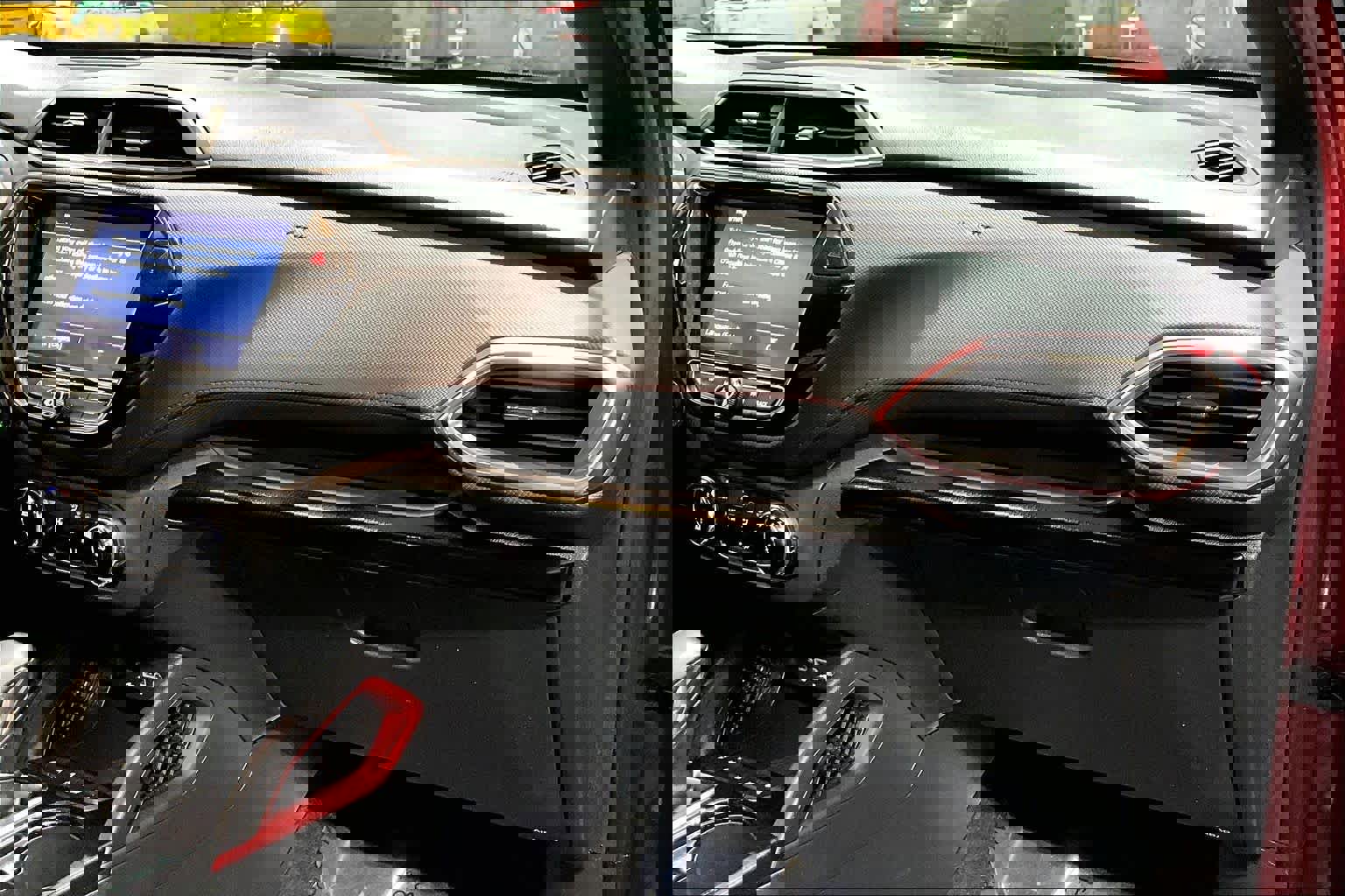 Used 2023 Chevrolet TrailBlazer RS w/ Convenience Package image 36