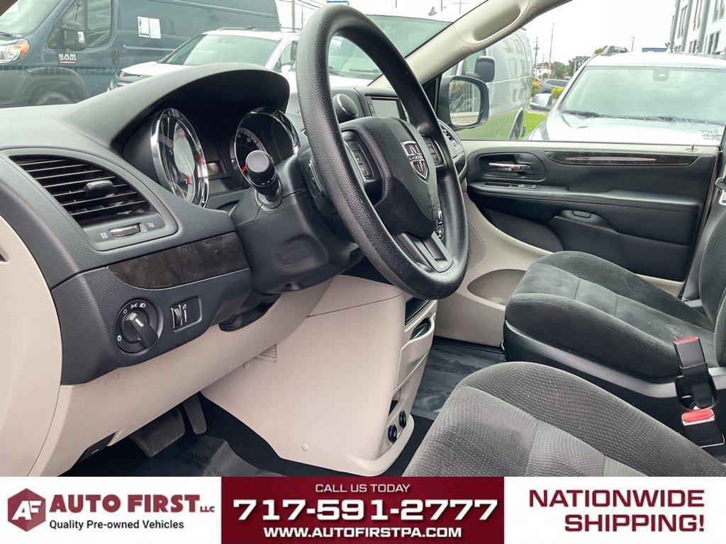 Used 2017 Dodge Grand Caravan SE w/ Power Window Group FWD image 6