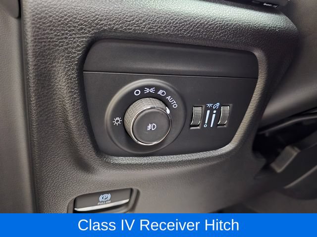 Used 2025 Jeep Grand Cherokee Limited w/ Trailer Tow Package AWD/4WD image 17