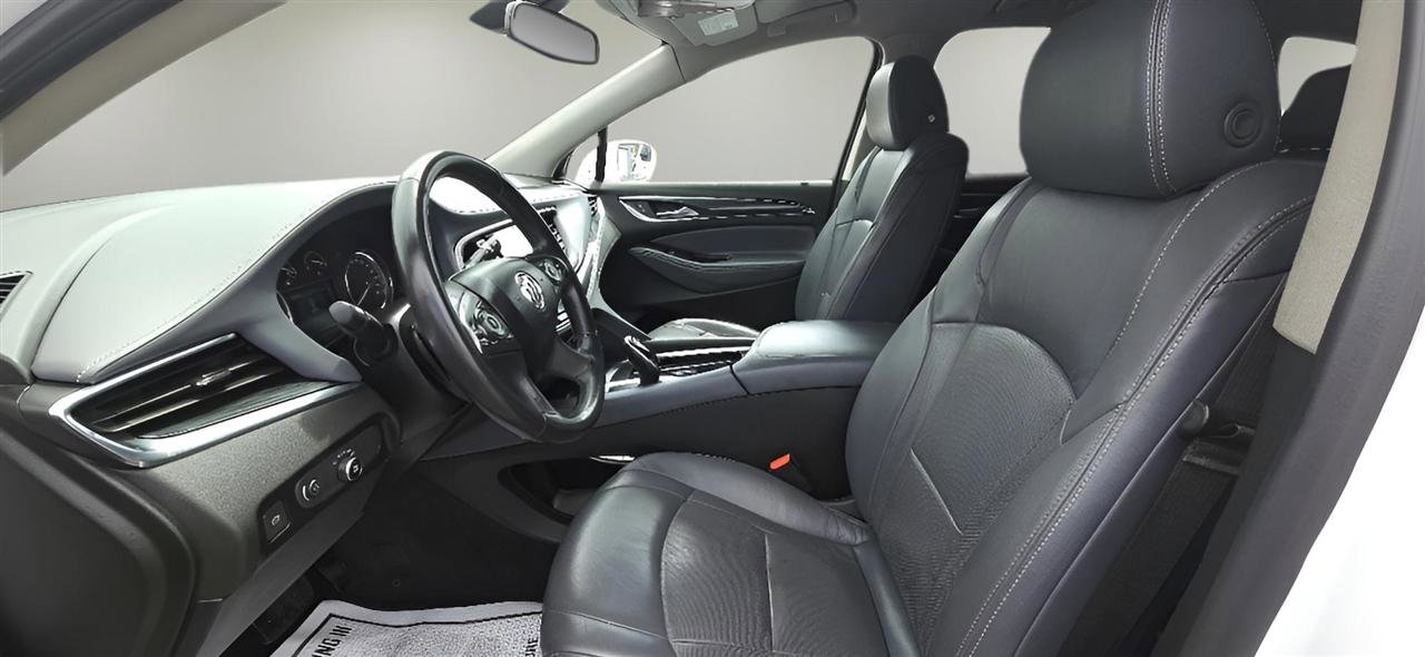 Used 2018 Buick Enclave Essence AWD/4WD image 11