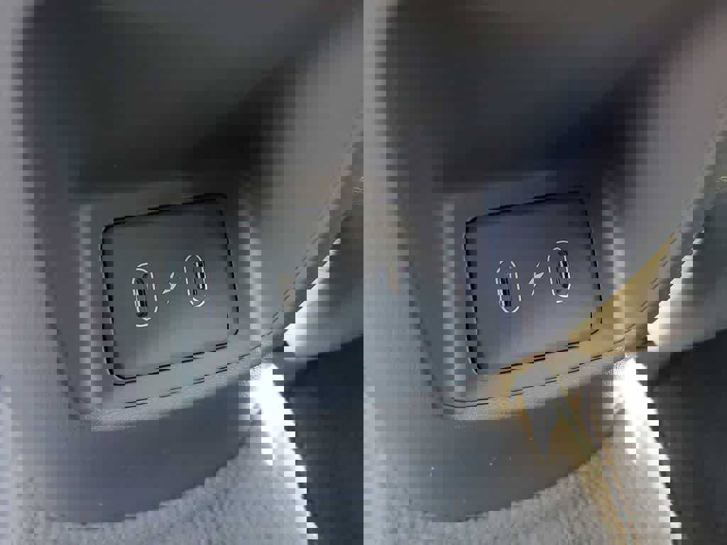 New 2026 Hyundai Elantra SEL Sport Premium image 12