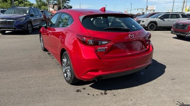 Used 2018 MAZDA MAZDA3 Grand Touring w/ Premium Equipment Package FWD image 7
