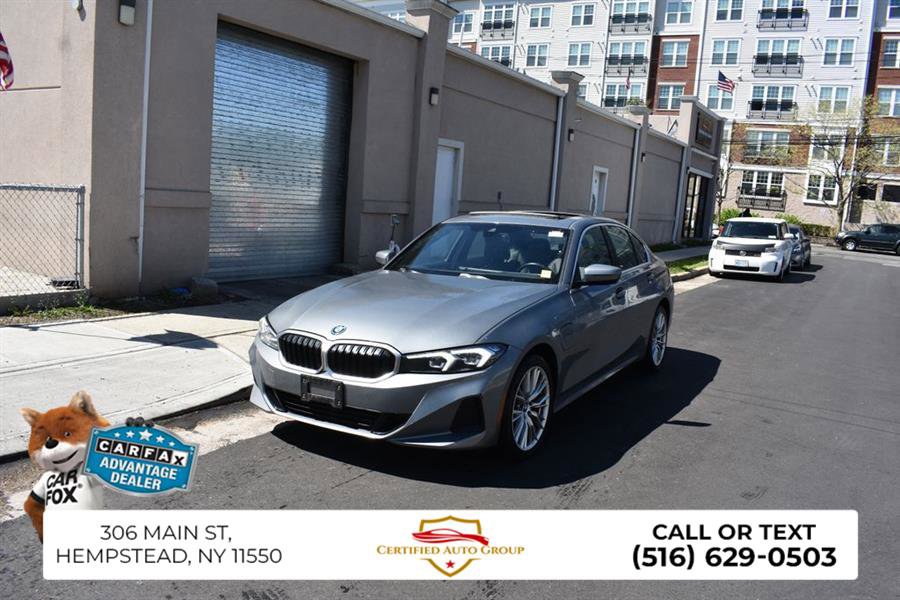 Used 2024 BMW 330e RWD image 2