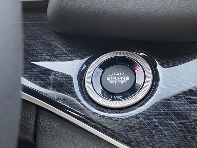 New 2023 Jeep Grand Cherokee Trailhawk w/ Luxury Tech Group III image 23