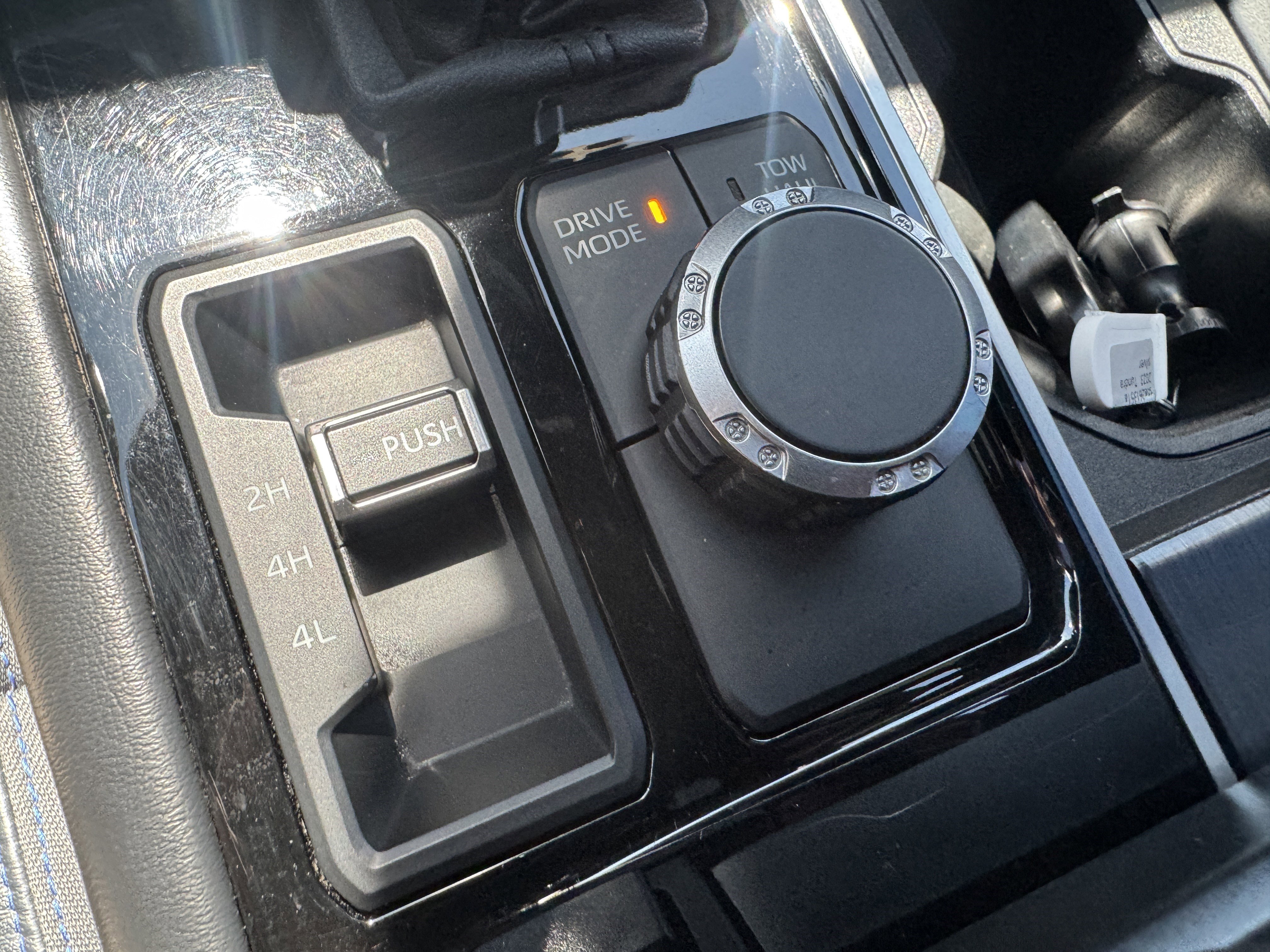 Used 2023 Toyota Tundra Platinum AWD/4WD image 31