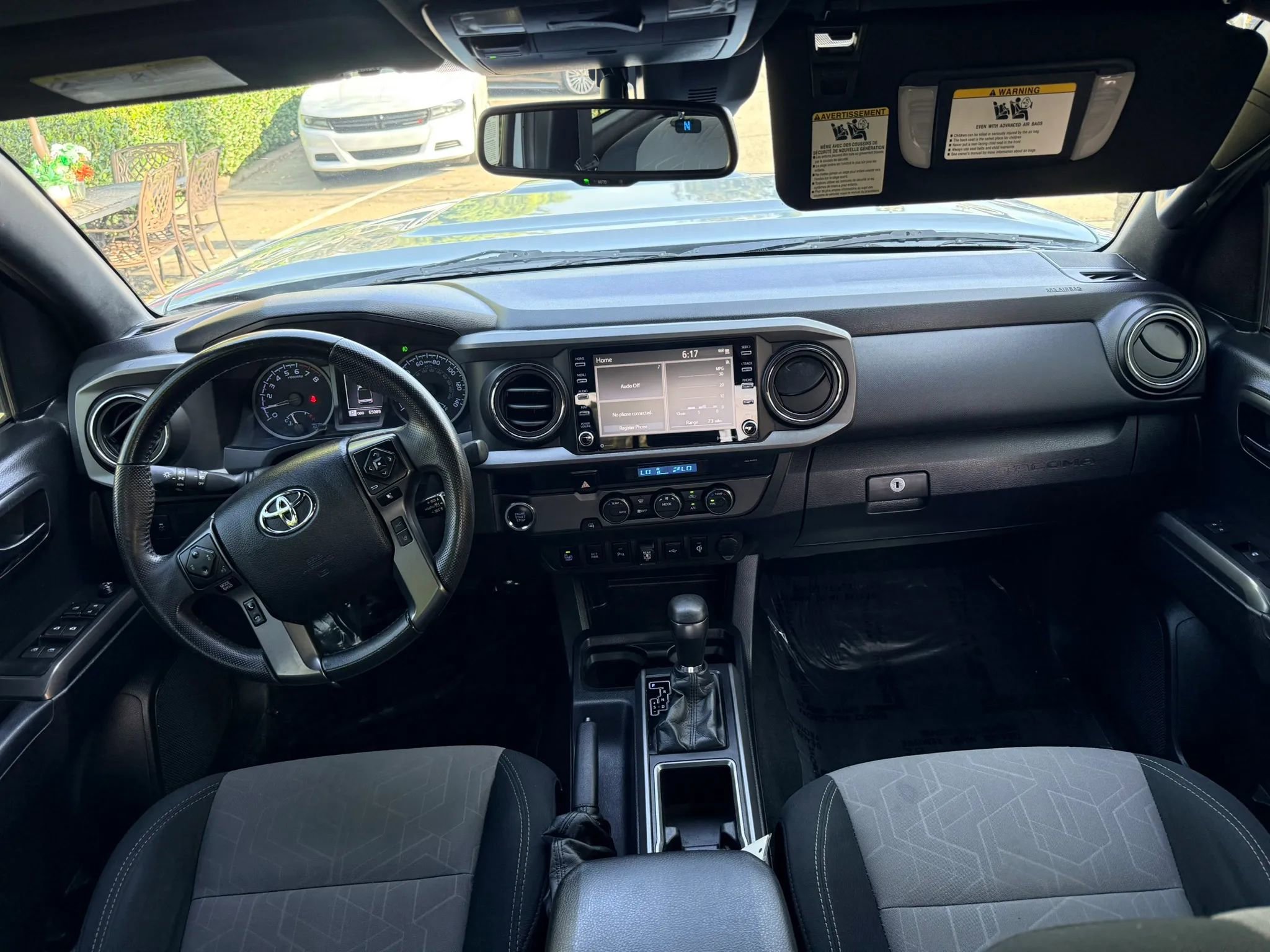 Used 2021 Toyota Tacoma TRD Sport w/ Technology Package image 19