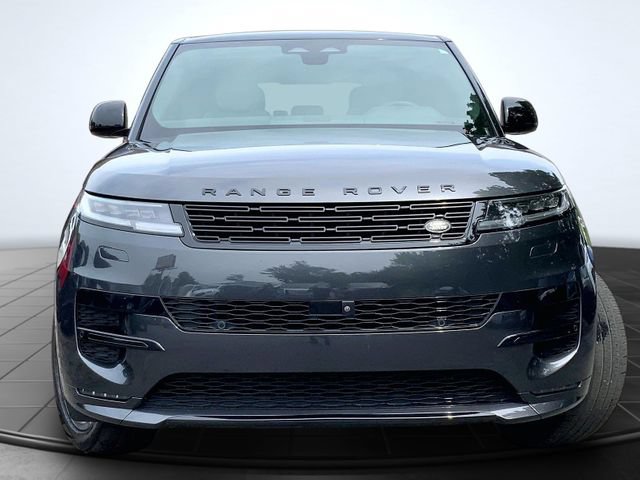 Used 2024 Land Rover Range Rover Sport Dynamic SE AWD/4WD image 3