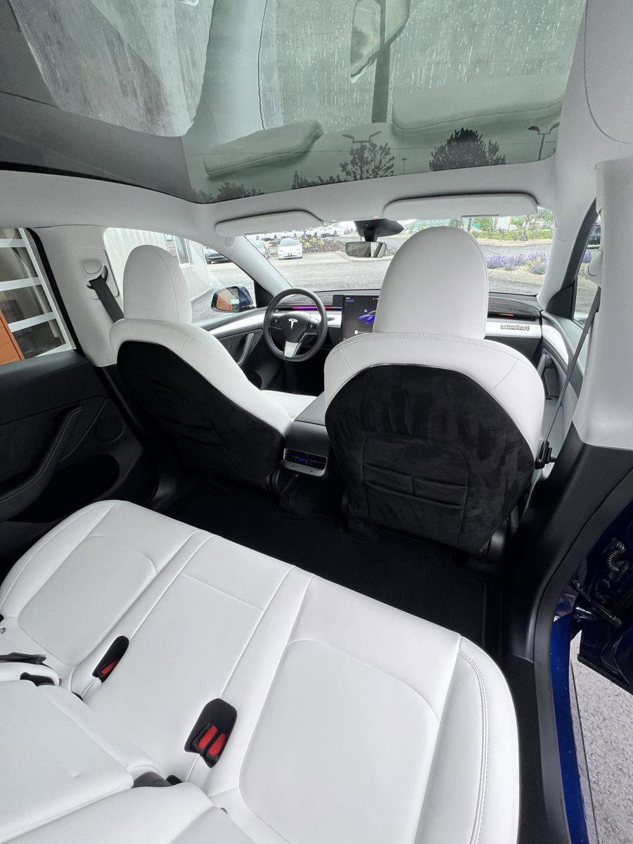 Used 2024 Tesla Model Y Long Range AWD/4WD image 17
