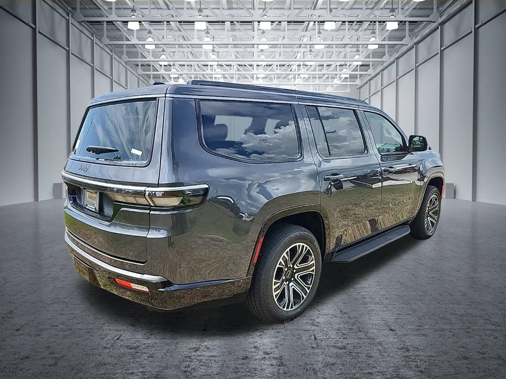 New 2026 Jeep Grand Wagoneer 4WD image 32