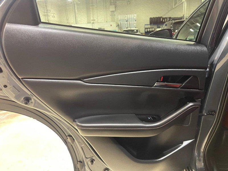 Used 2023 MAZDA CX-30 AWD 2.5 S w/ Preferred Package image 18