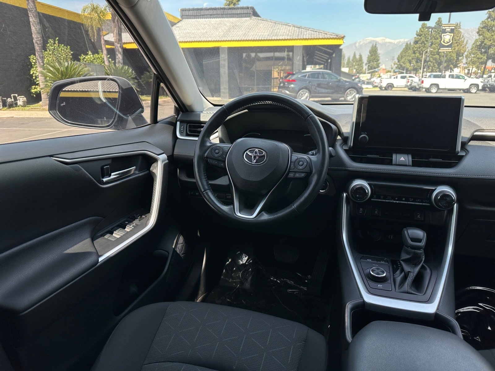 Used 2023 Toyota RAV4 XLE image 23