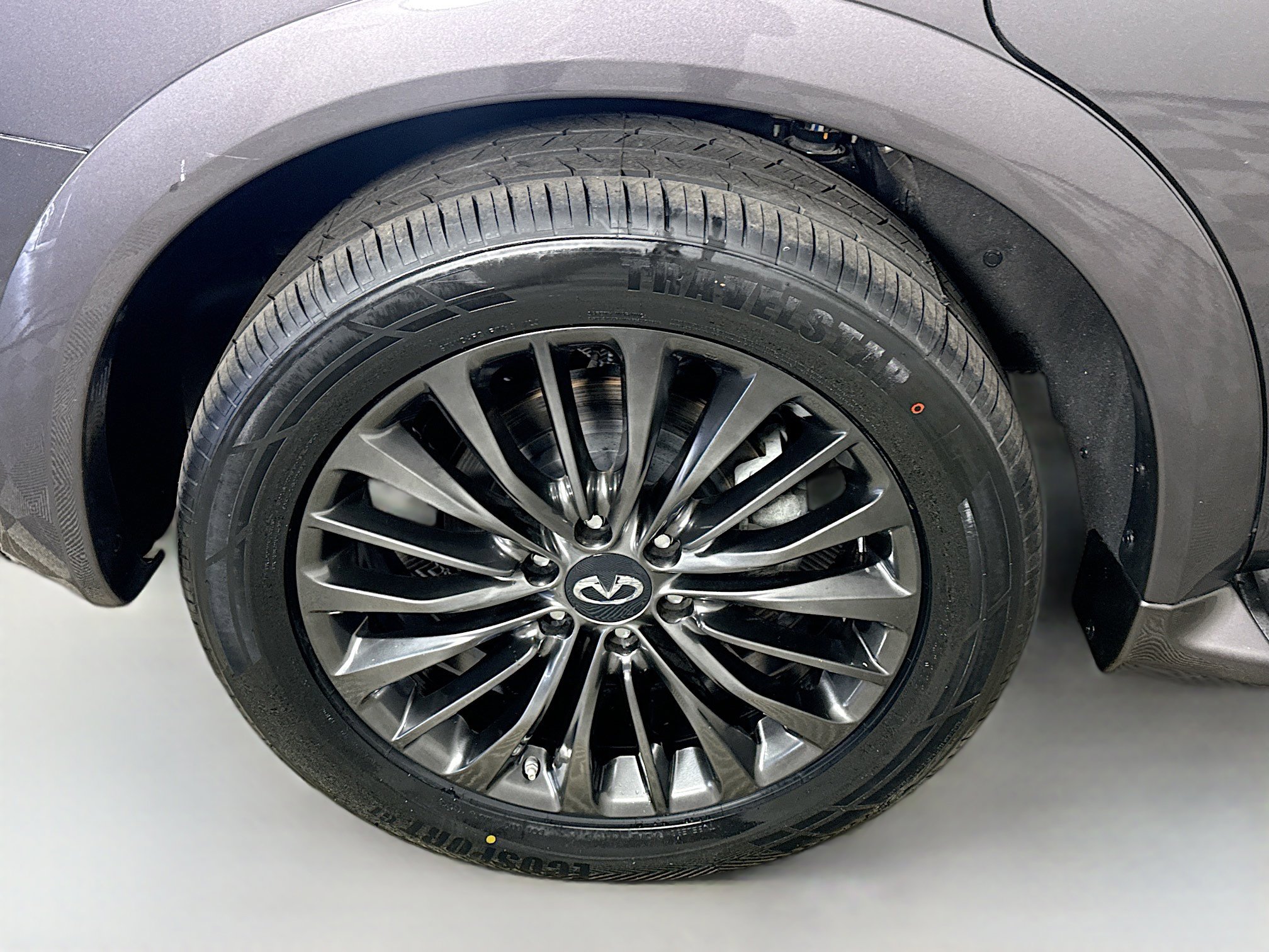 Used 2022 INFINITI QX80 Sensory w/ All-Season Package image 33