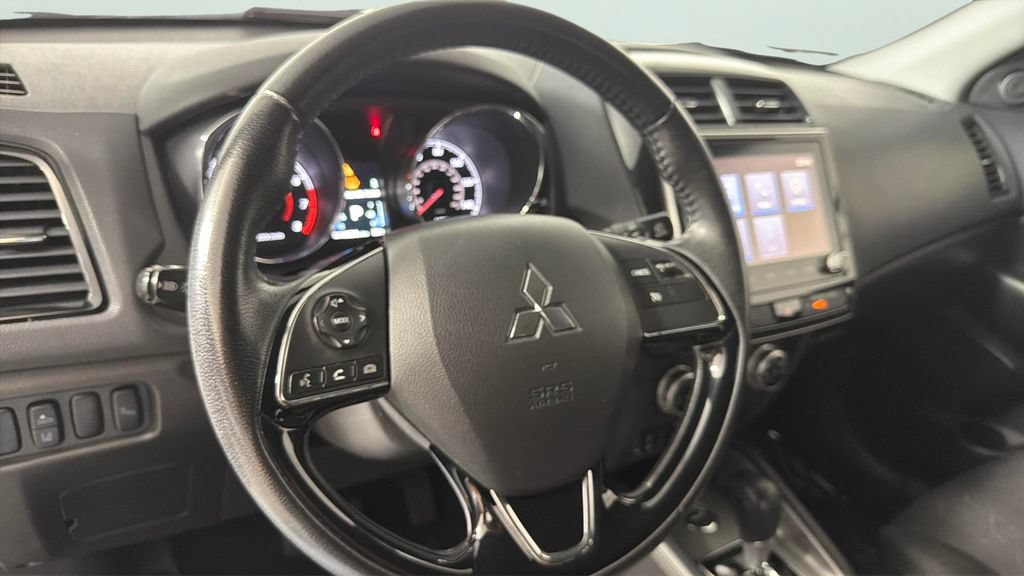 Used 2020 Mitsubishi Outlander Sport ES AWD/4WD image 21