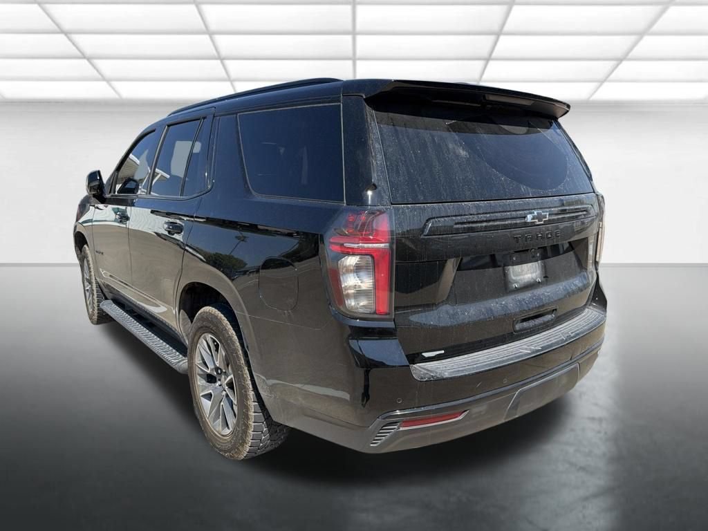 Used 2023 Chevrolet Tahoe Z71 w/ Luxury Package AWD/4WD image 4