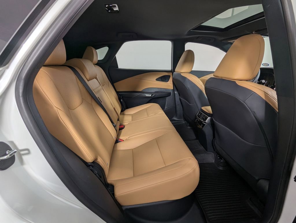 Used 2025 Lexus RX 350 Premium Plus w/ Accessory Package (K3) image 33