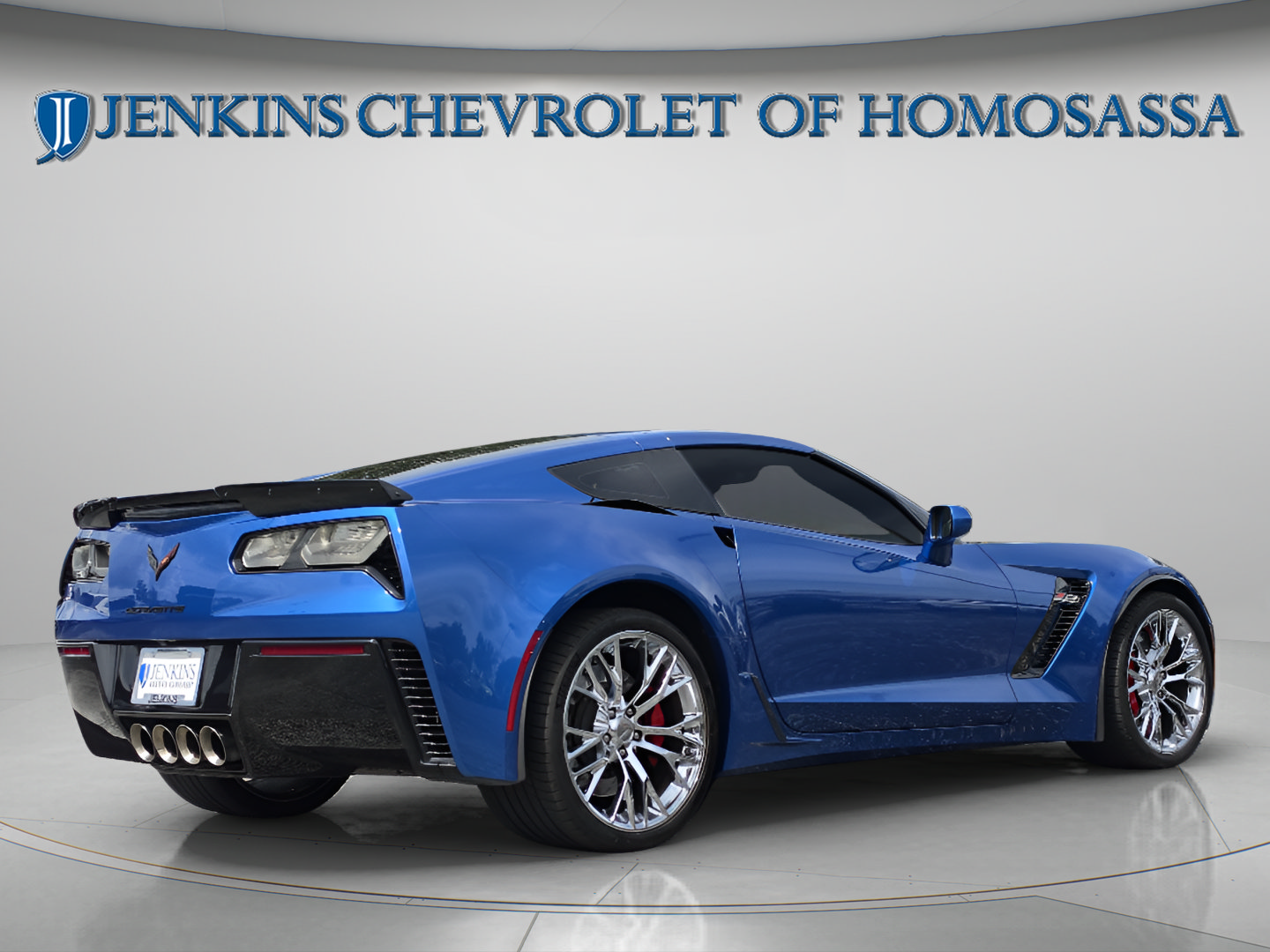 Used 2015 Chevrolet Corvette Z06 w/ 3LZ Preferred Equipment Group RWD image 5