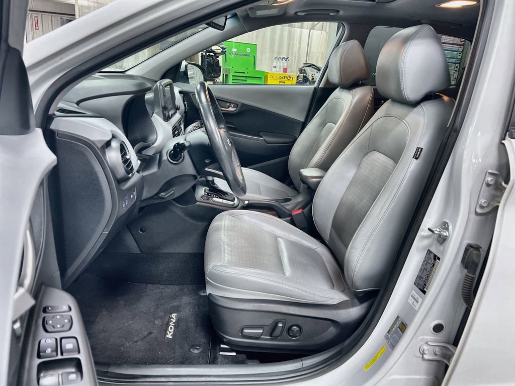 Used 2019 Hyundai Kona Limited image 12