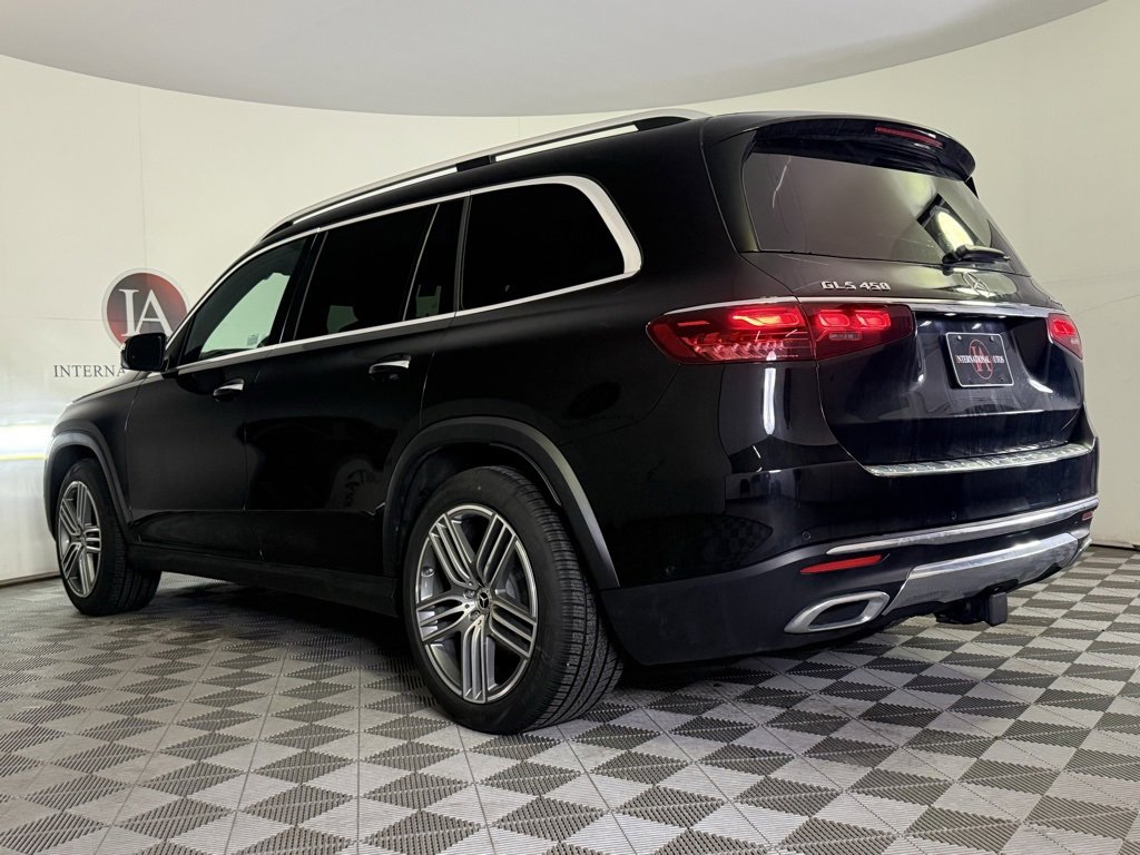 Used 2025 Mercedes-Benz GLS 450 4MATIC image 6