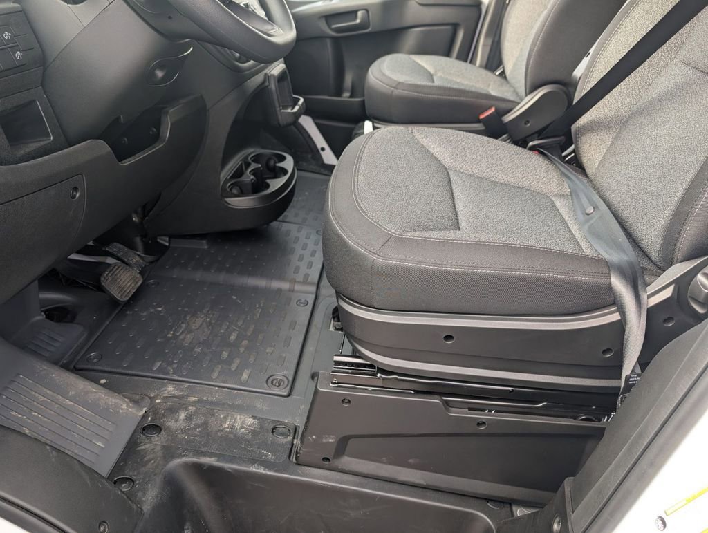 Used 2024 RAM ProMaster 2500 image 18