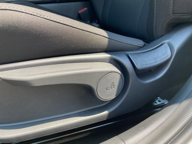 New 2025 Hyundai Elantra SEL image 10