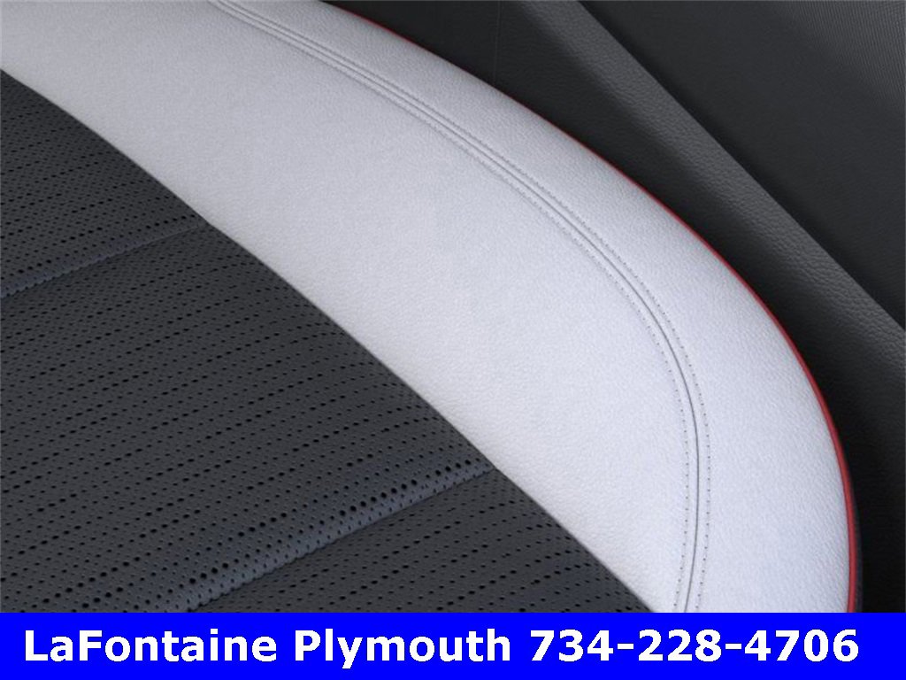 New 2025 Chevrolet Silverado EV RST image 21