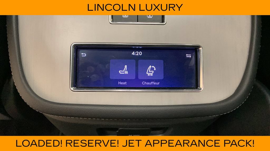 Used 2025 Lincoln Navigator Reserve w/ Jet Appearance Package AWD/4WD image 29