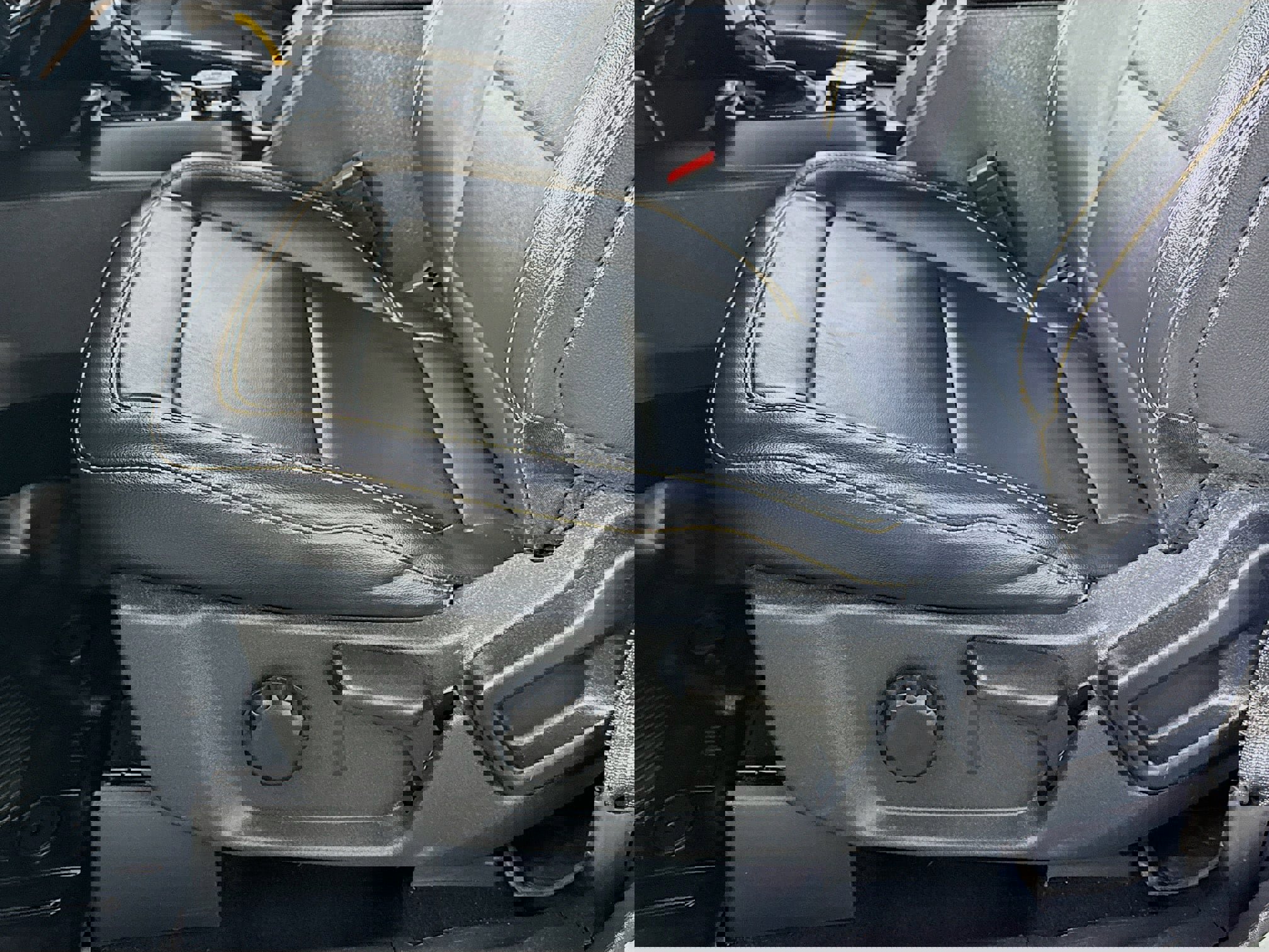 Used 2022 Ford Bronco Badlands image 20